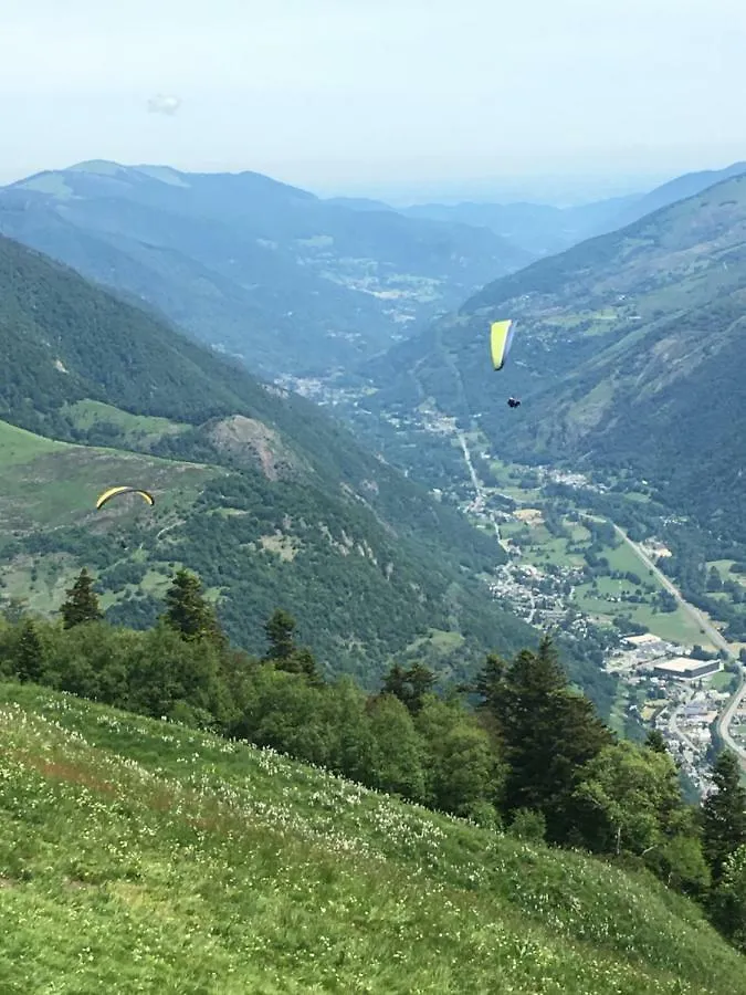 Luchon Holidays, Parking, Wifi, Balcon, Cave, T3 8 Personnes Bagnères-de-Luchon